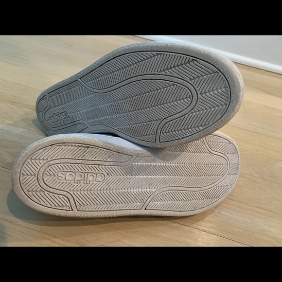 Women’s Cloudfoam Adidas sneakers - Picture 3 of 5